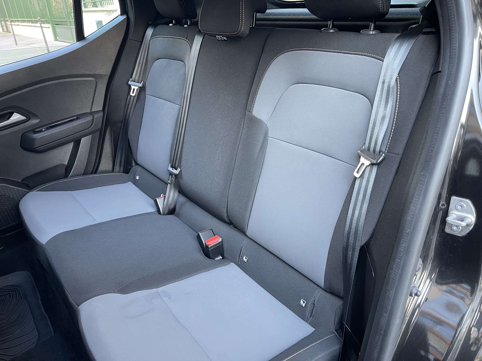 Dacia Sandero 1.0 ECO-G 100ch Stepway Extreme + 1ère main 10