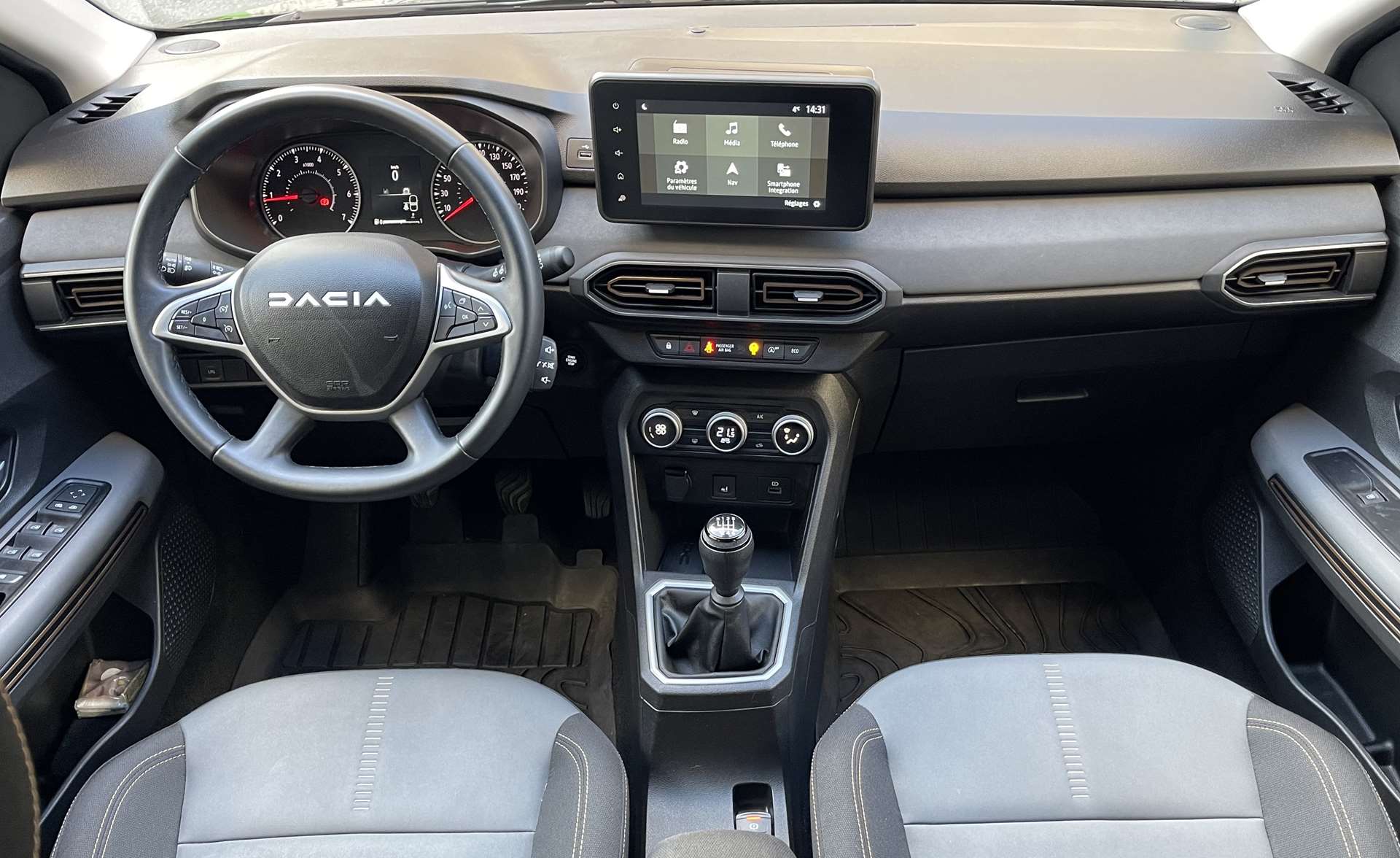 Dacia Sandero 1.0 ECO-G 100ch Stepway Extreme + 1ère main 12