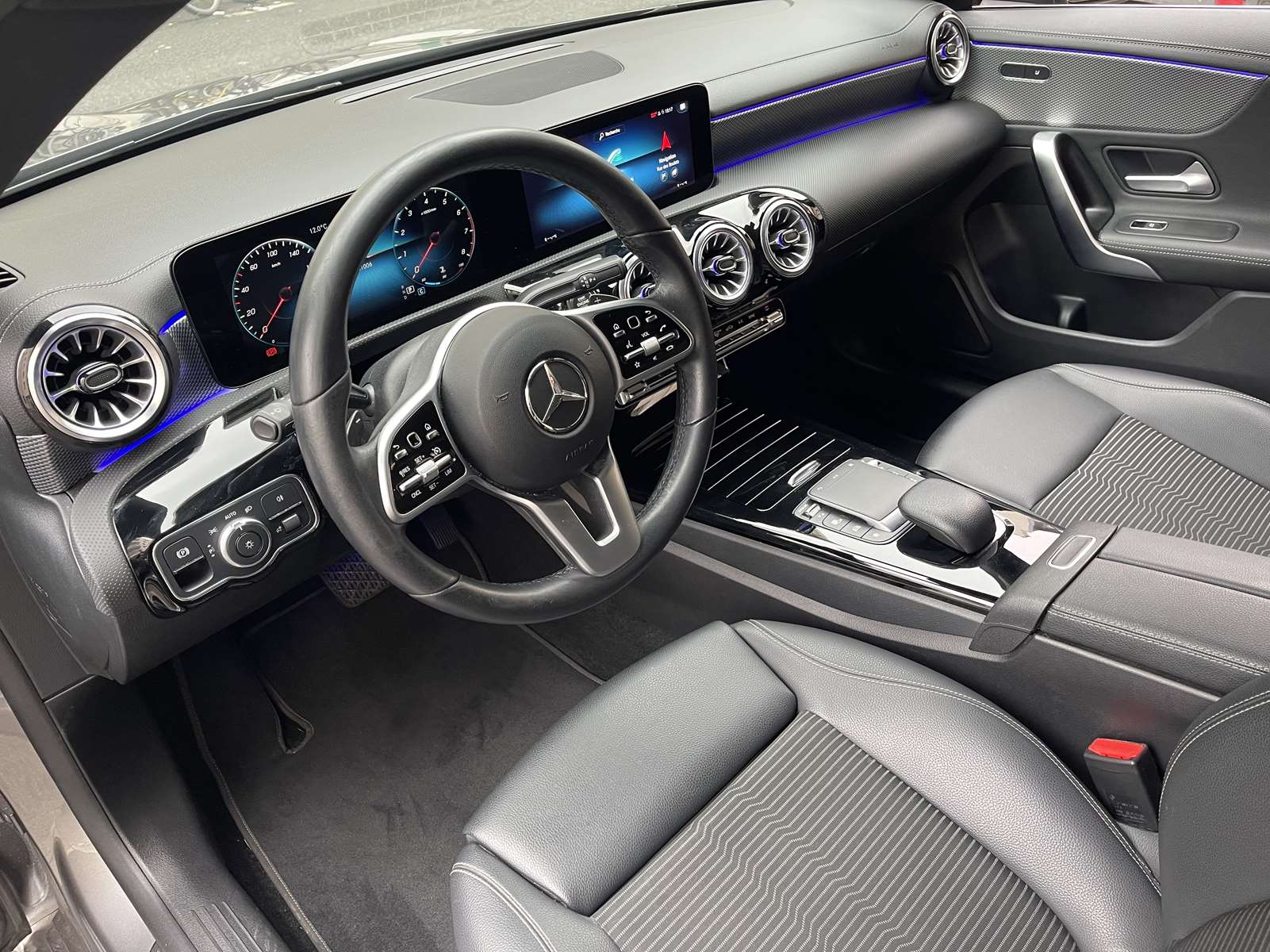 MERCEDES CLA II 180 PROGRESSIVE LINE 7G-DCT 15