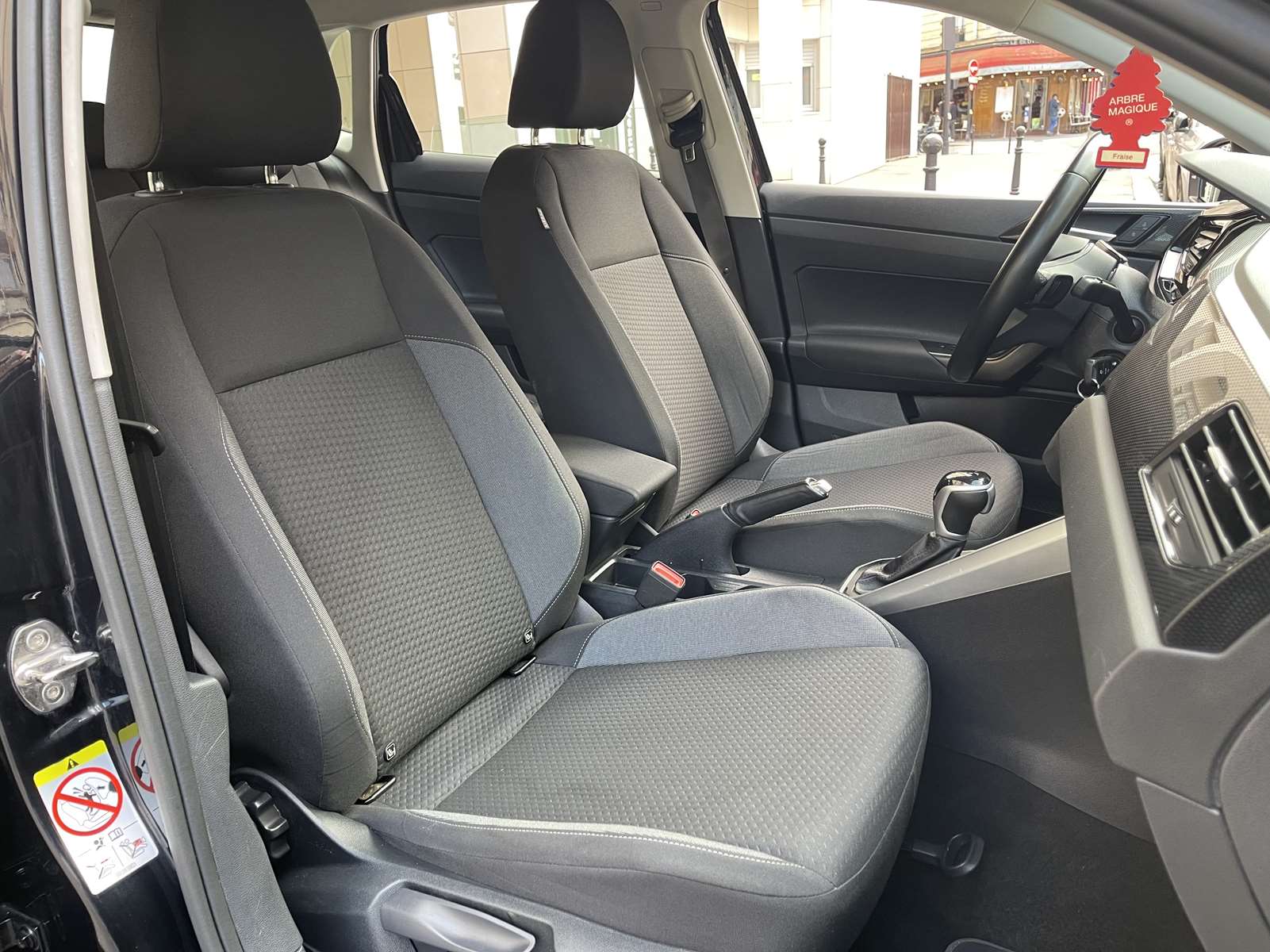 Volkswagen POLO PHASE 2 VI 1.0 TSI 95ch DSG7 12