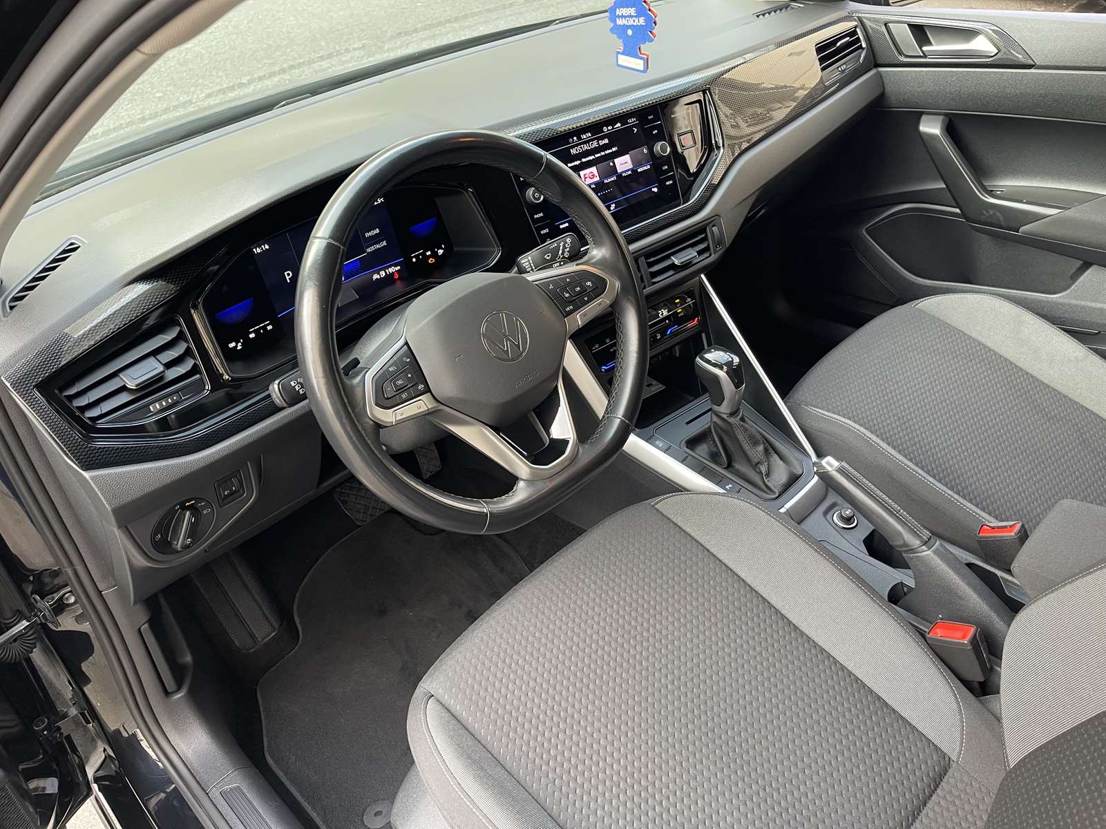 Volkswagen POLO PHASE 2 VI 1.0 TSI 95ch DSG7 13