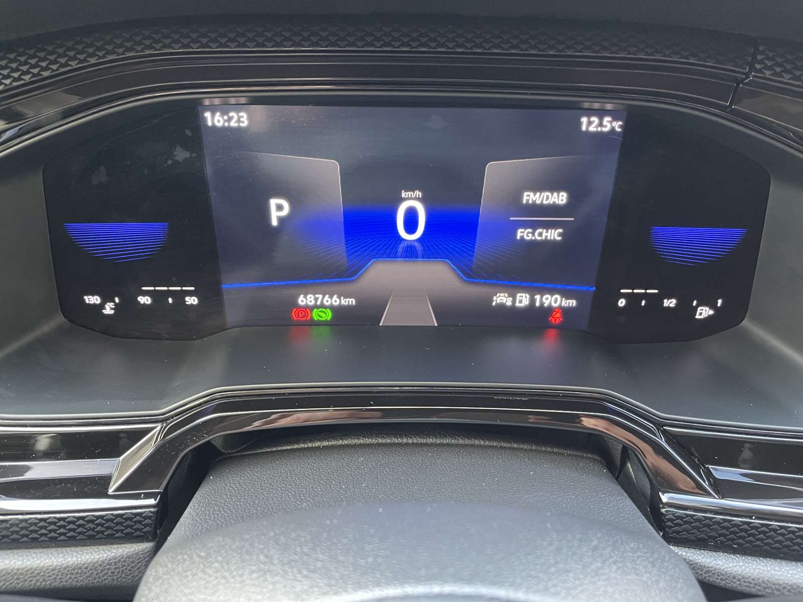 Volkswagen POLO PHASE 2 VI 1.0 TSI 95ch DSG7 19