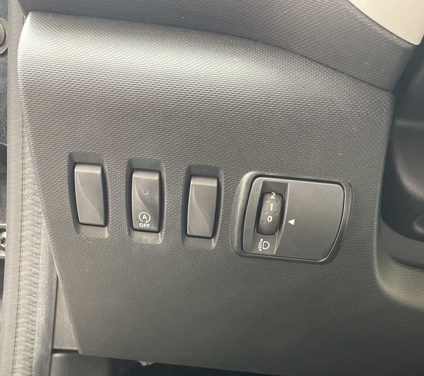 Renault Twingo 0.9 TCe 90ch energy Intens 16