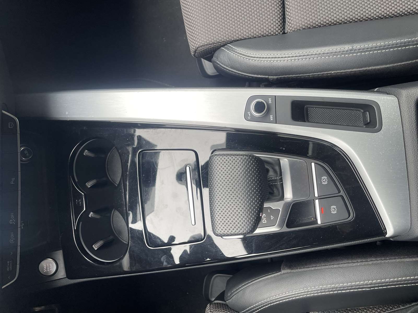 Audi A4 Avant 35 TDI 163ch S line S tronic 7 Toit panoramique 25