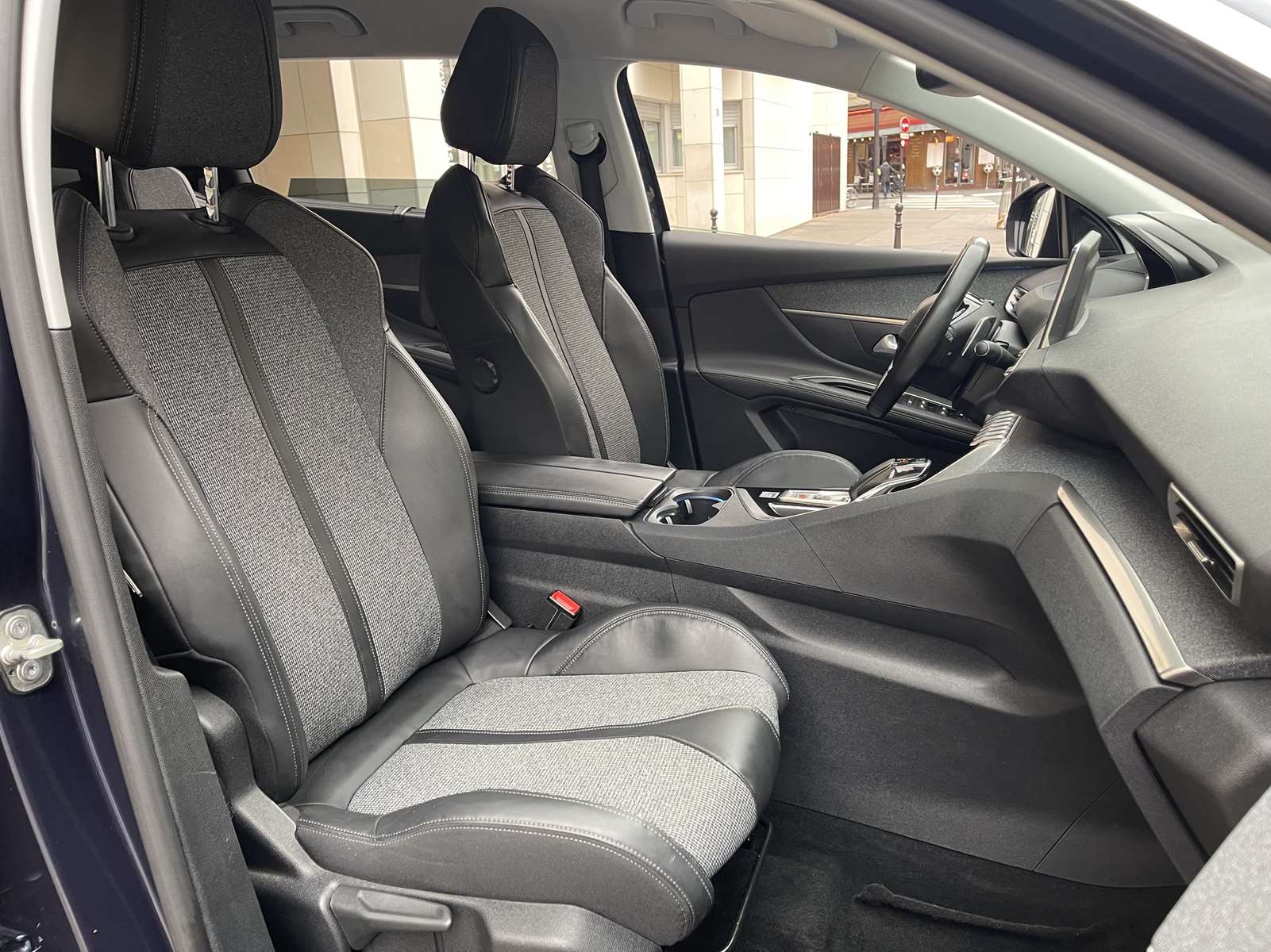 Peugeot 5008 1.6 THP 165ch Allure Busines S&S EAT6 12