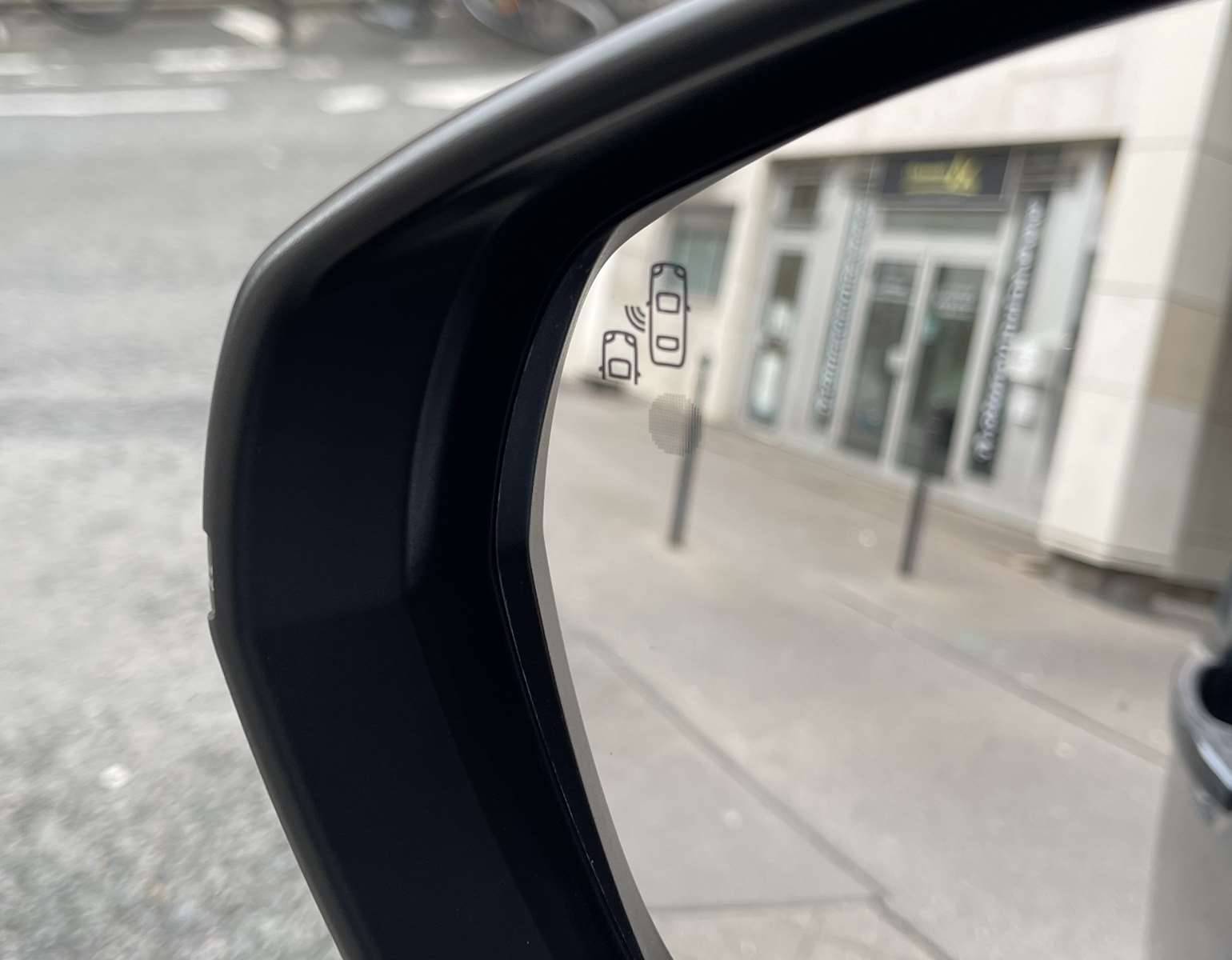 Peugeot 5008 1.6 THP 165ch Allure Busines S&S EAT6 24