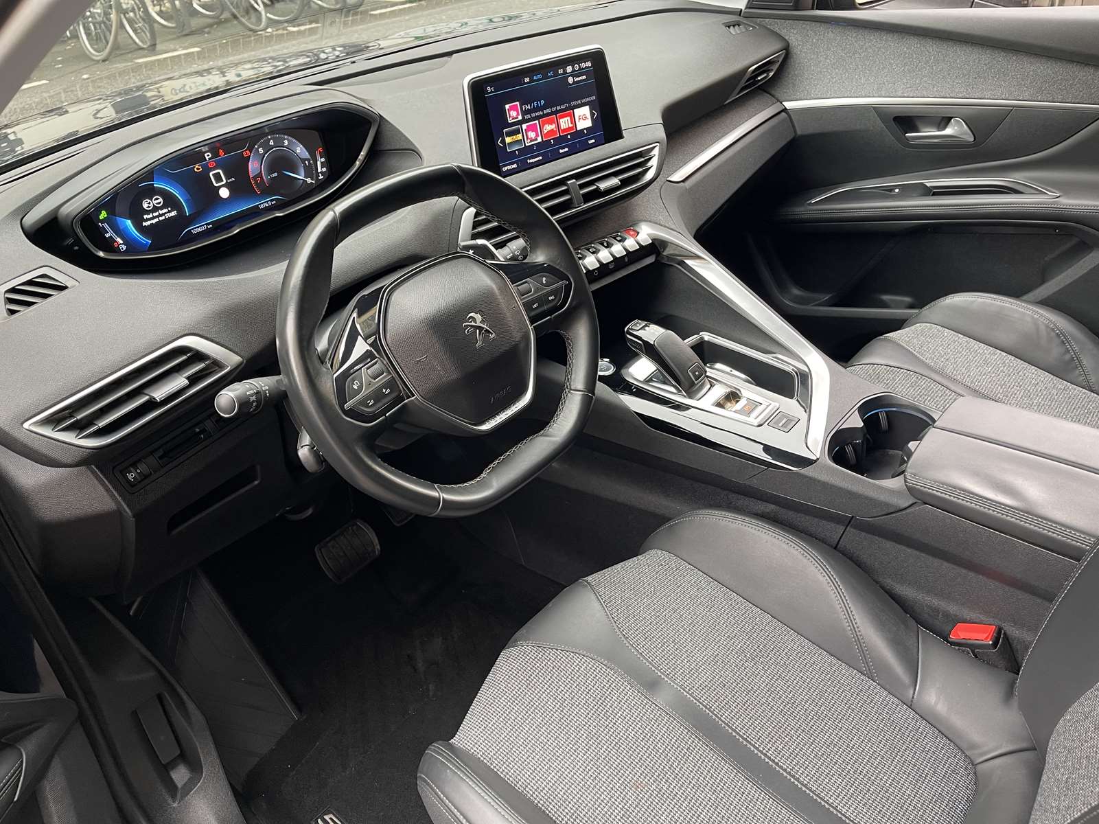 Peugeot 5008 1.6 THP 165ch Allure Busines S&S EAT6 17