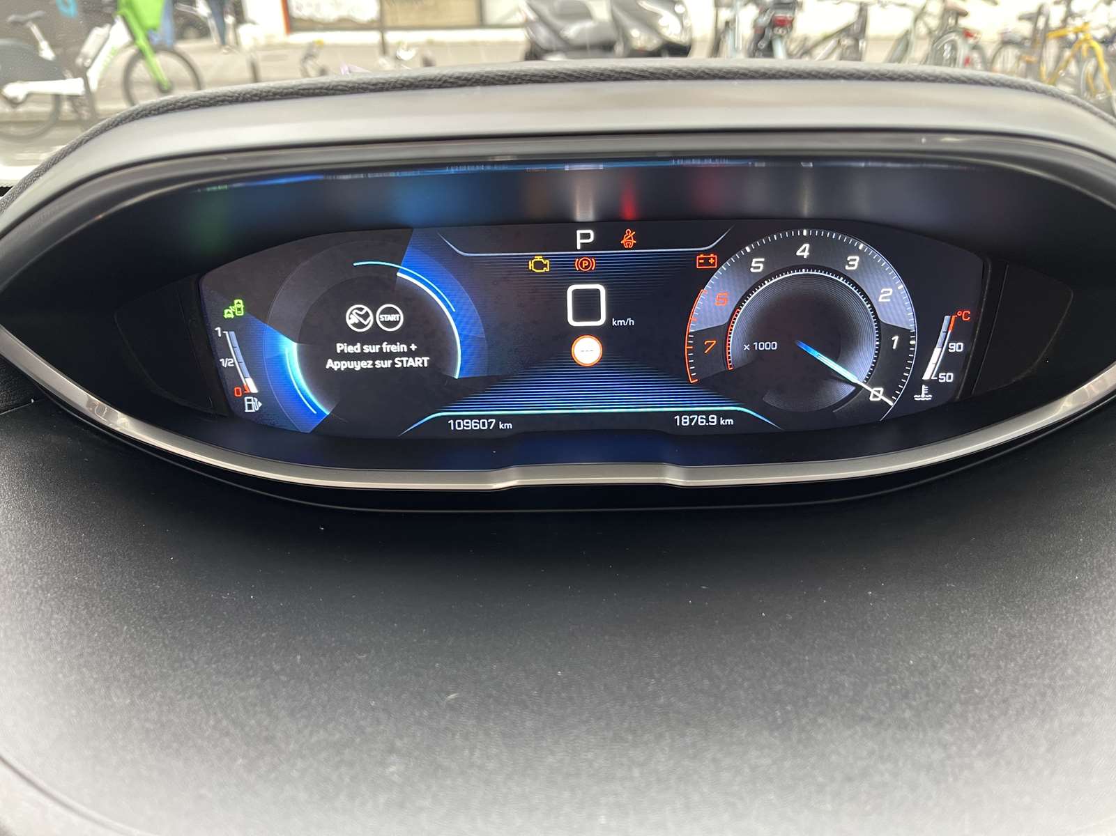 Peugeot 5008 1.6 THP 165ch Allure Busines S&S EAT6 18