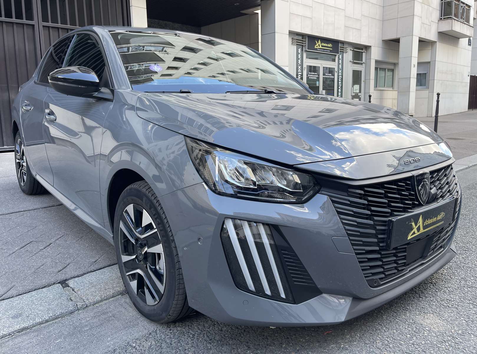PEUGEOT 208 II ALLURE Hybrid e-DSC6 110ch GRIS SELENUIM 1ère main