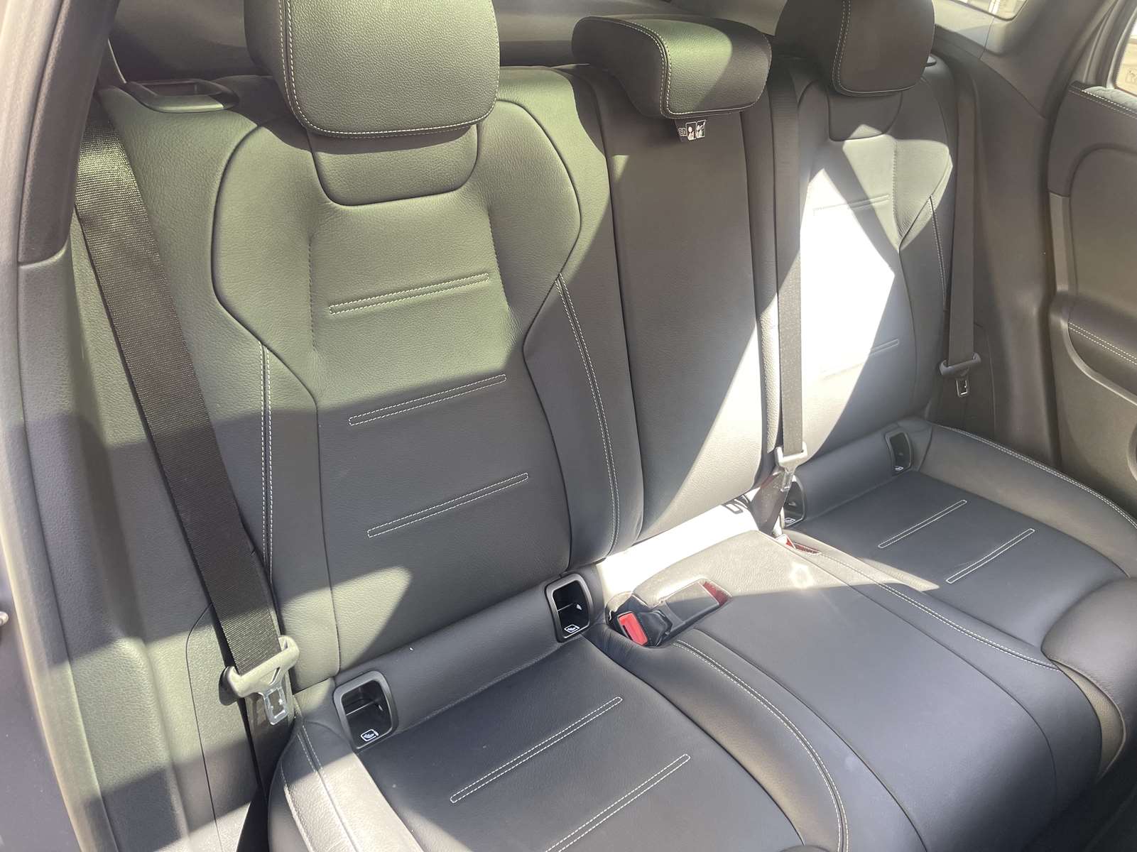 MERCEDES GLA II 200 AMG LINE 7G-DCT 10