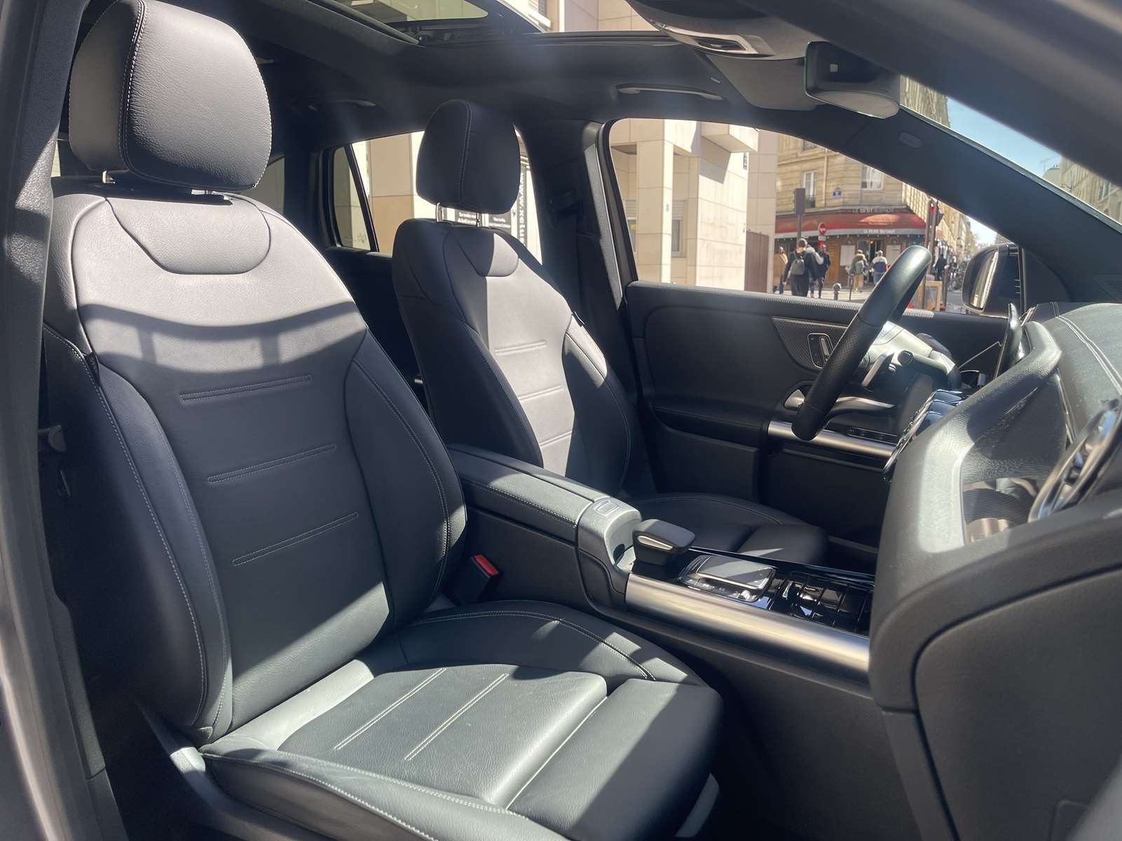 MERCEDES GLA II 200 AMG LINE 7G-DCT 11