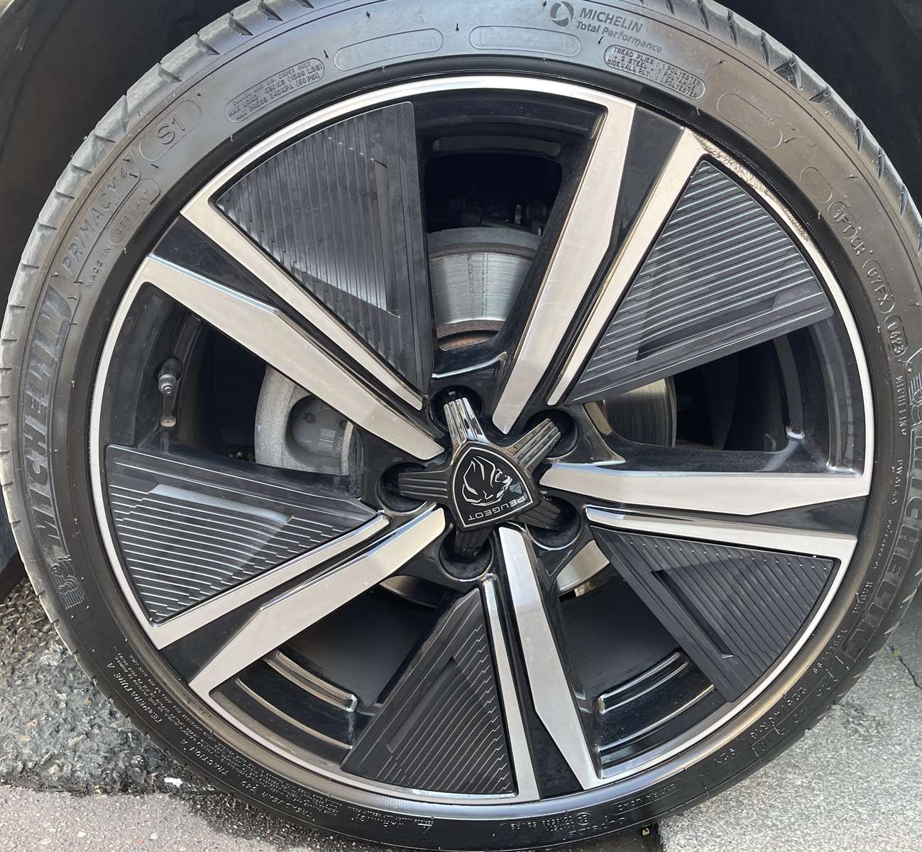 Peugeot 308 1.2 PureTech 130ch S&S GT EAT8 23