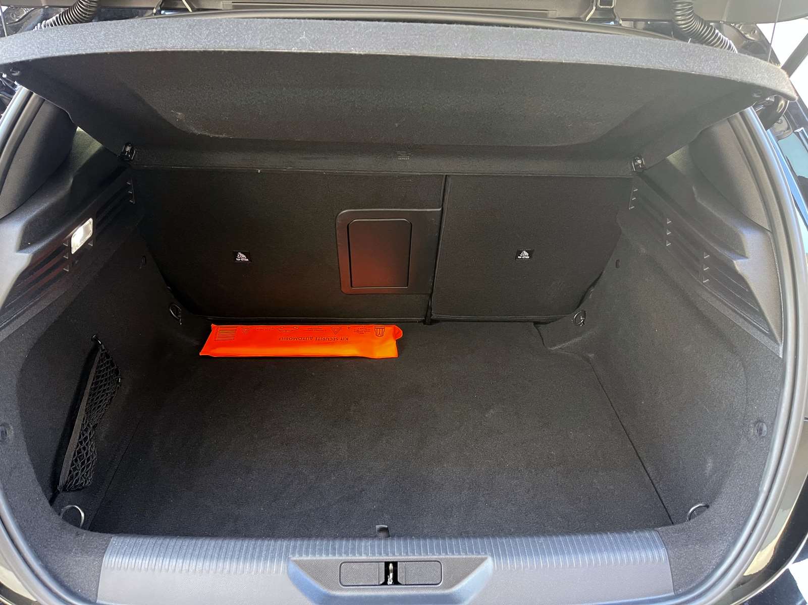 Peugeot 308 1.2 PureTech 130ch S&S GT EAT8 15