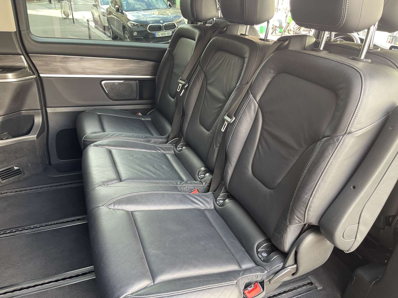 MERCEDES CLASSE V 300 D 237ch EXTRA-LONG AVANTGARDE 9G-TRONIC 8 PLACES 11