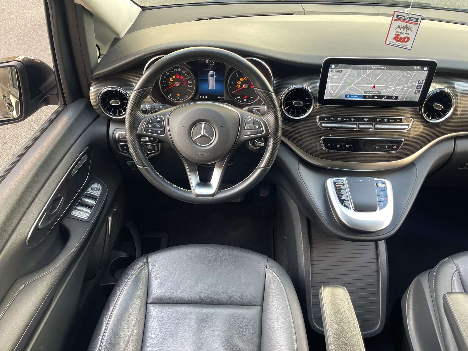 MERCEDES CLASSE V 300 D 237ch EXTRA-LONG AVANTGARDE 9G-TRONIC 8 PLACES 13