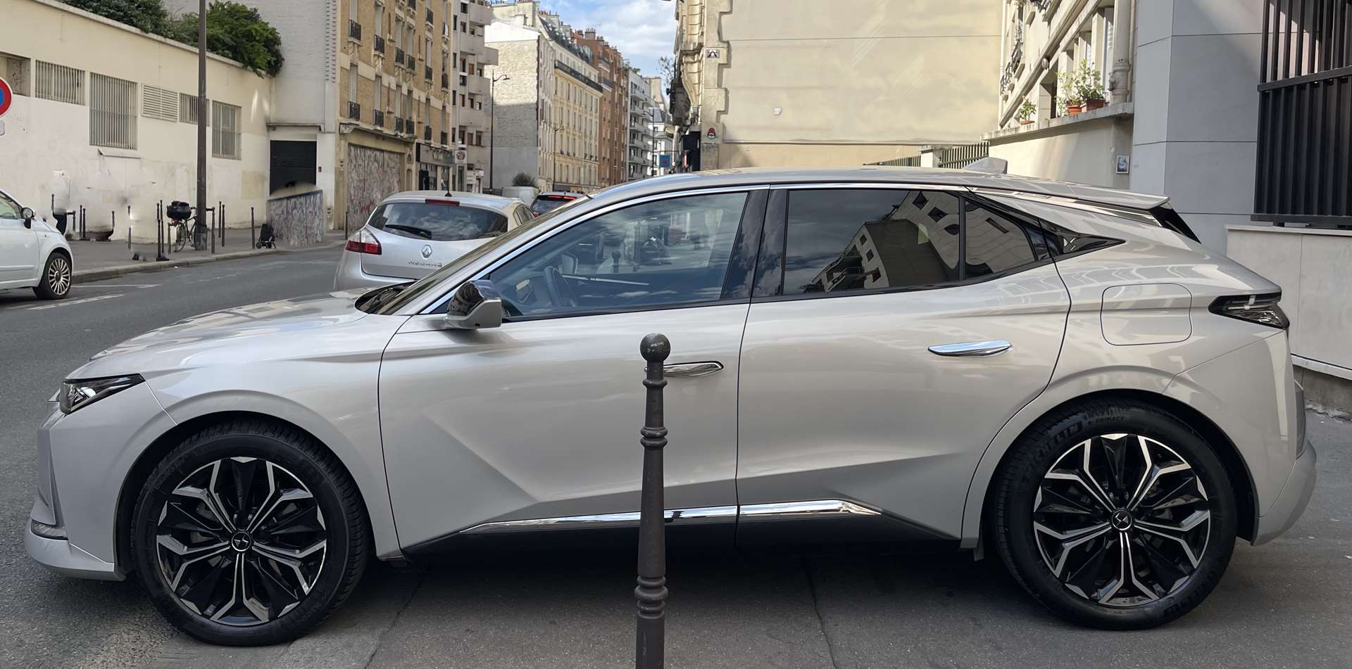 DS DS 4 II 1.6 HYBRIDE E-TENSE 225 RIVOLI 1ère main 5