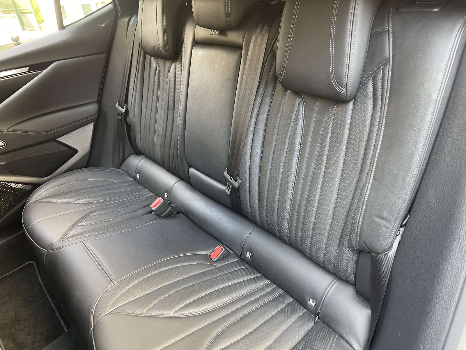 DS DS 4 II 1.6 HYBRIDE E-TENSE 225 RIVOLI 1ère main 9