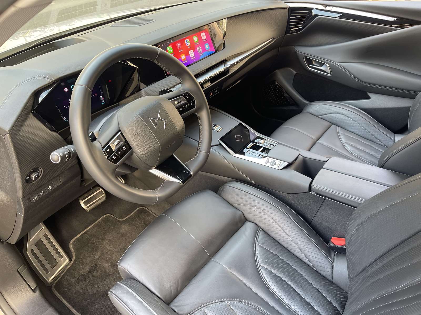 DS DS 4 II 1.6 HYBRIDE E-TENSE 225 RIVOLI 1ère main 15