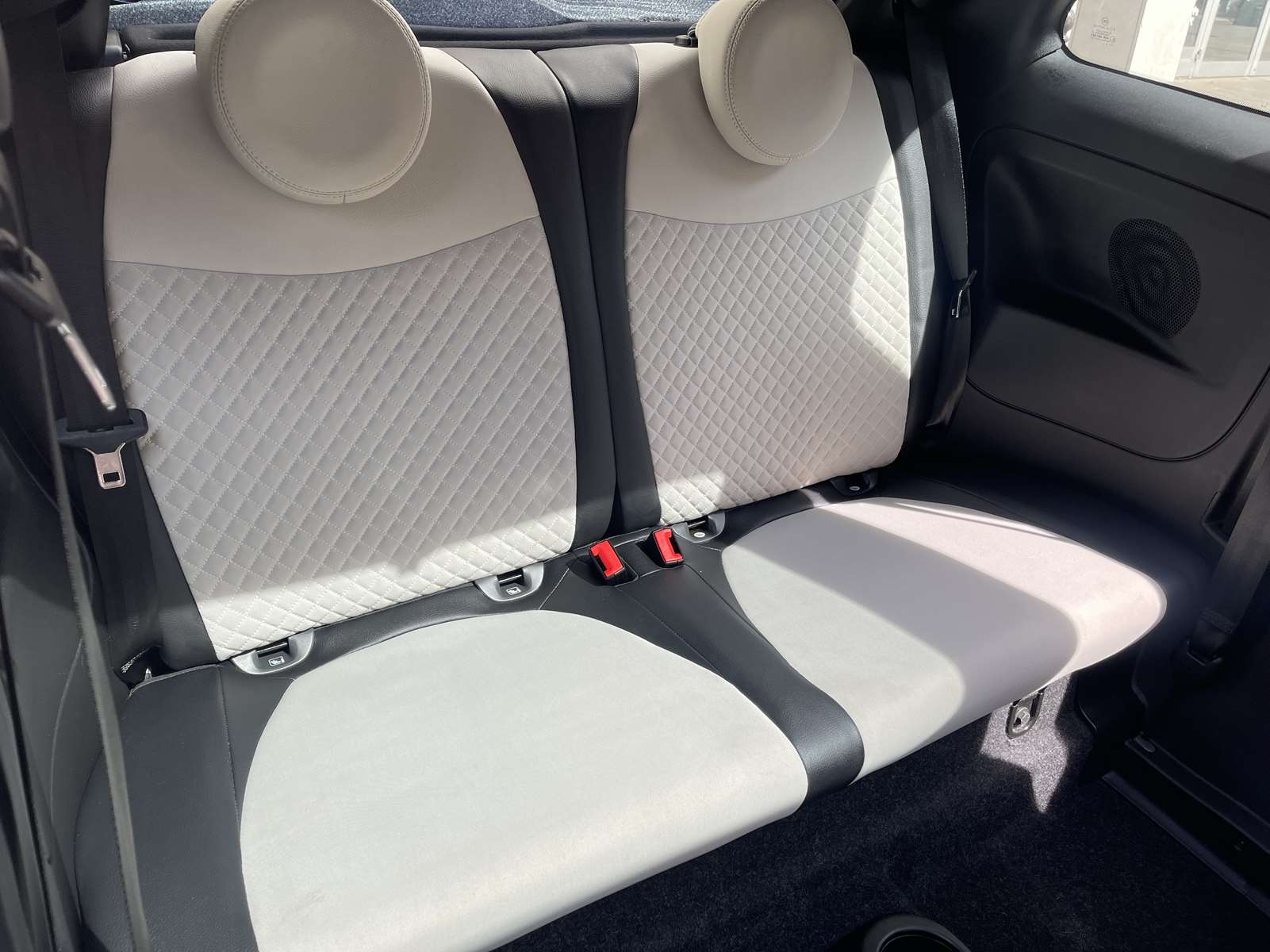 FIAT 500 II (2) HYBRIDE 1.0 70 CH DOLCEVITA BSG HYBRIDE TOIT PANORAMIQUE 11