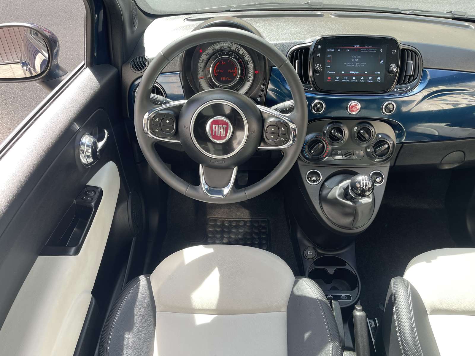 FIAT 500 II (2) HYBRIDE 1.0 70 CH DOLCEVITA BSG HYBRIDE TOIT PANORAMIQUE 13