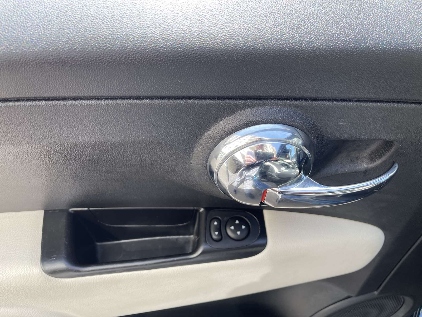 FIAT 500 II (2) HYBRIDE 1.0 70 CH DOLCEVITA BSG HYBRIDE TOIT PANORAMIQUE 17