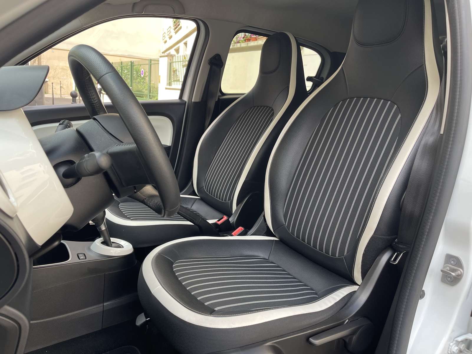 RENAULT TWINGO III (2) 0.9 TCE 95 INTENS EDC 8