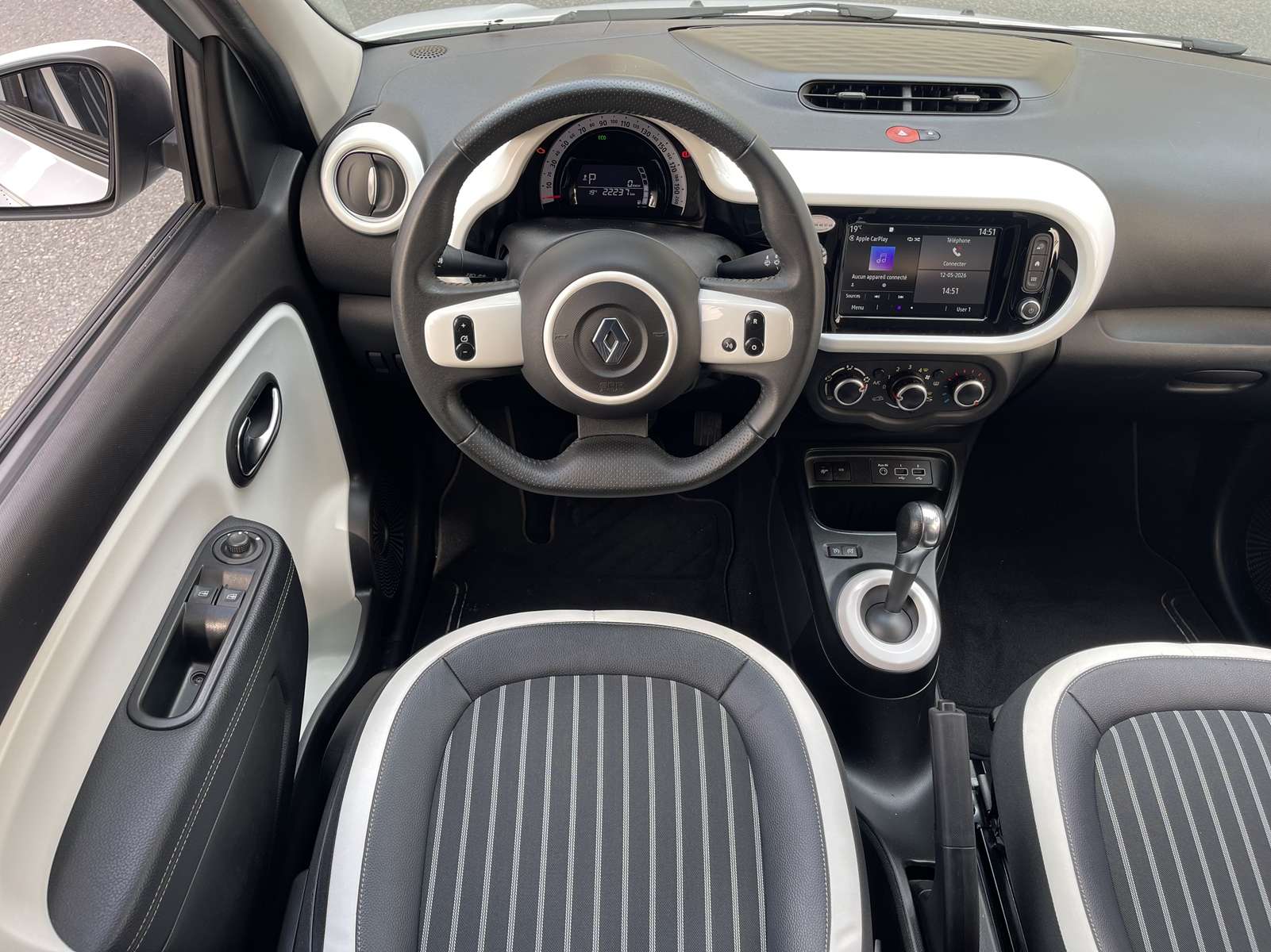 RENAULT TWINGO III (2) 0.9 TCE 95 INTENS EDC 13