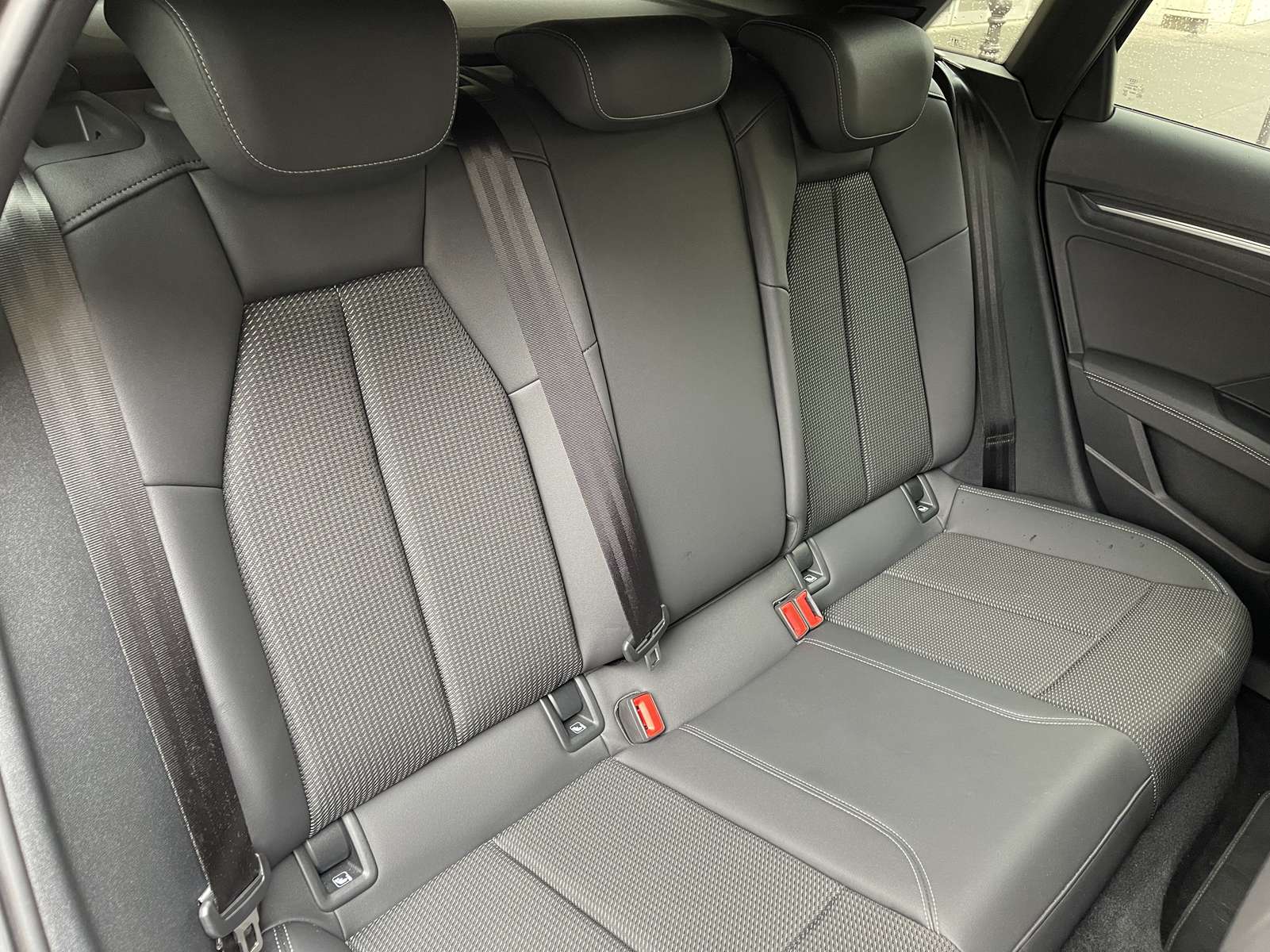 AUDI A3 IV (2) SPORTBACK 1.5 35 TFSI MILD HYBRID 150 S LINE S TRONIC 7 10