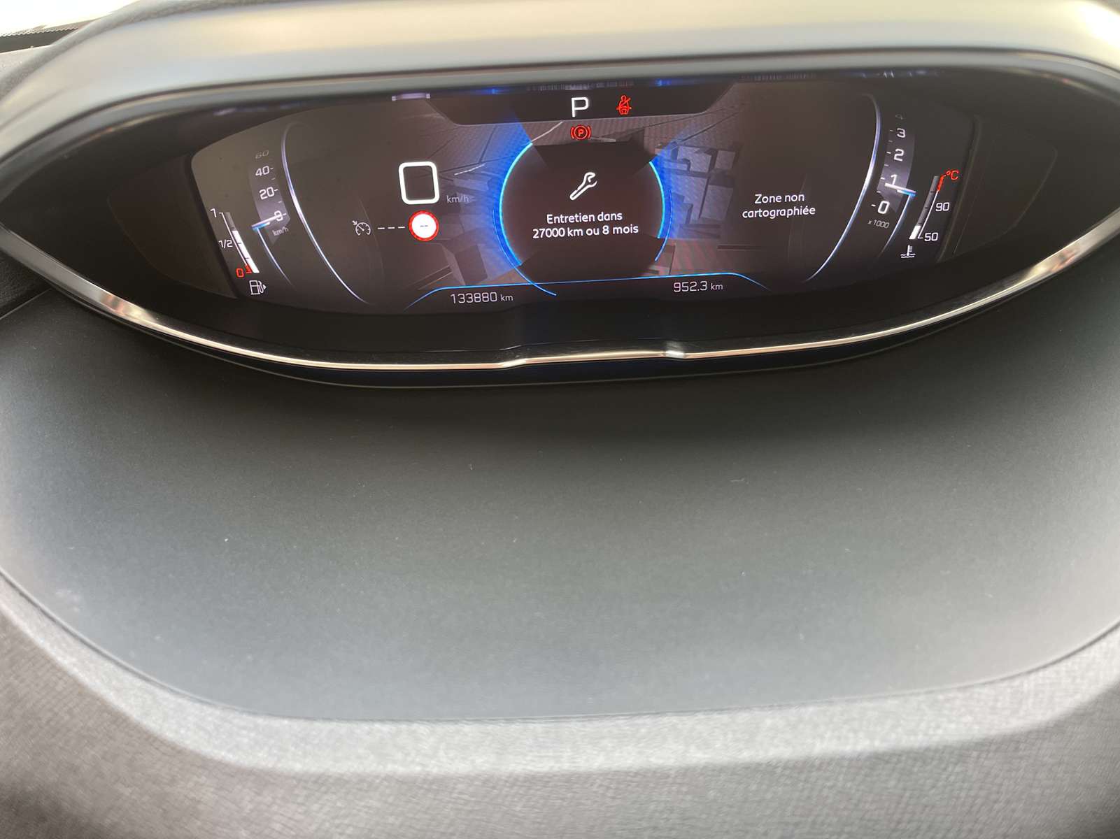 PEUGEOT 5008 II (2) 1.5 BLUEHDI 130 S&S ALLURE PACK EAT8 23