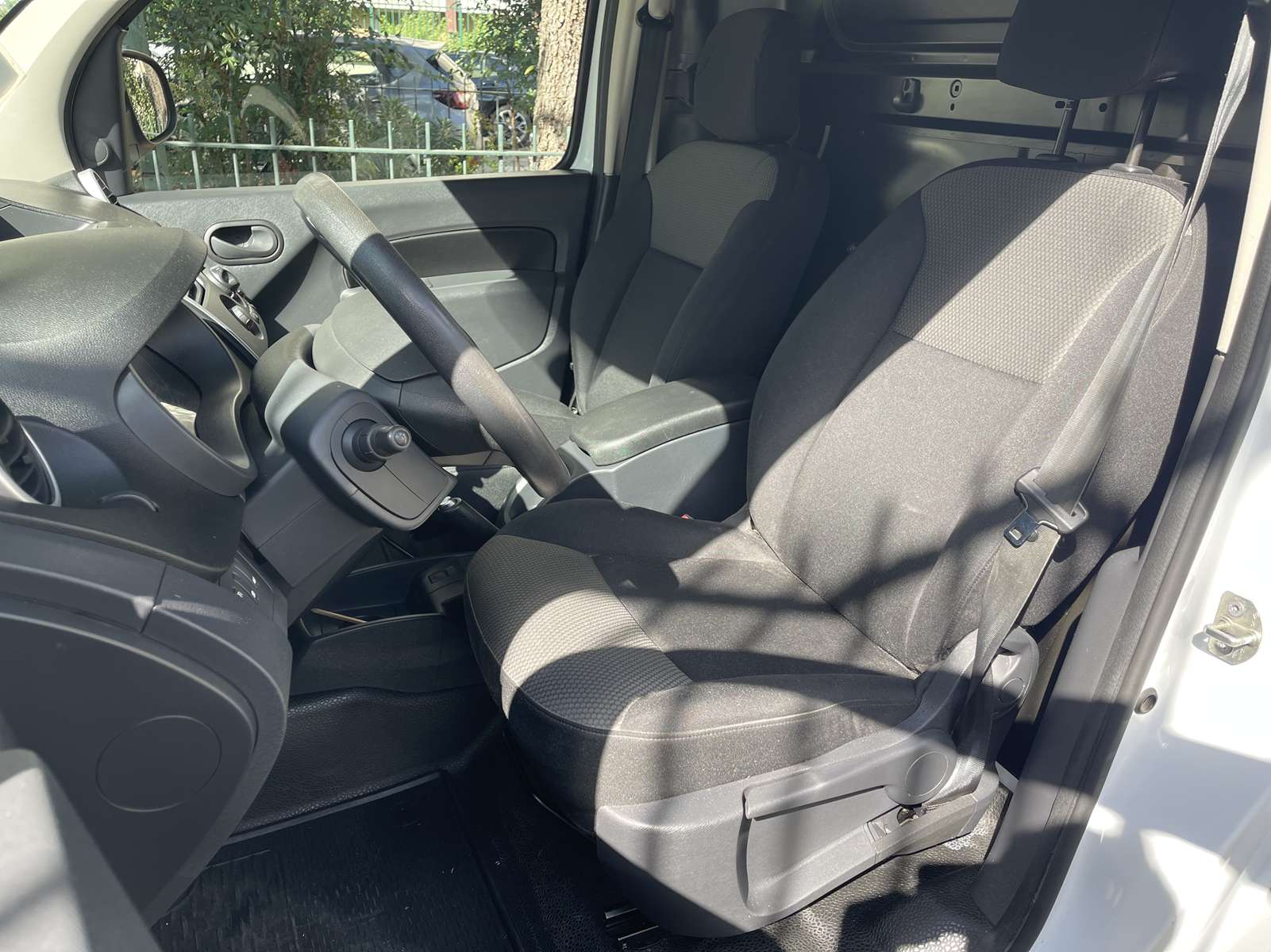 Renault Kangoo Express 1.2 TCe 115ch Extra R-Link 1ère main 8