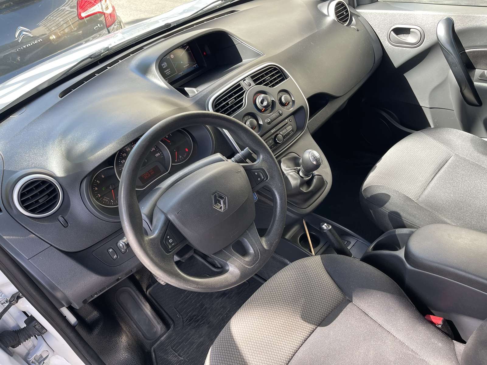 Renault Kangoo Express 1.2 TCe 115ch Extra R-Link 1ère main 10