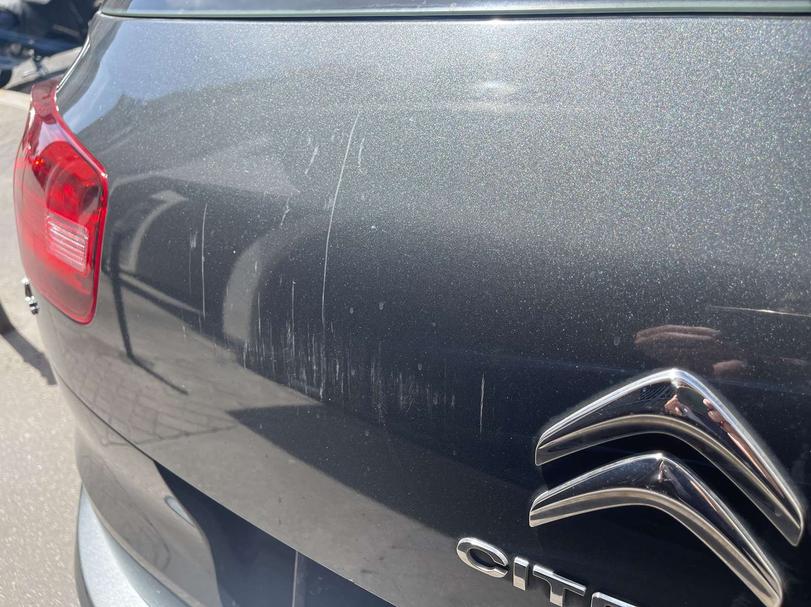 Citroën C4 Picasso e-HDi 115ch Intensive 26
