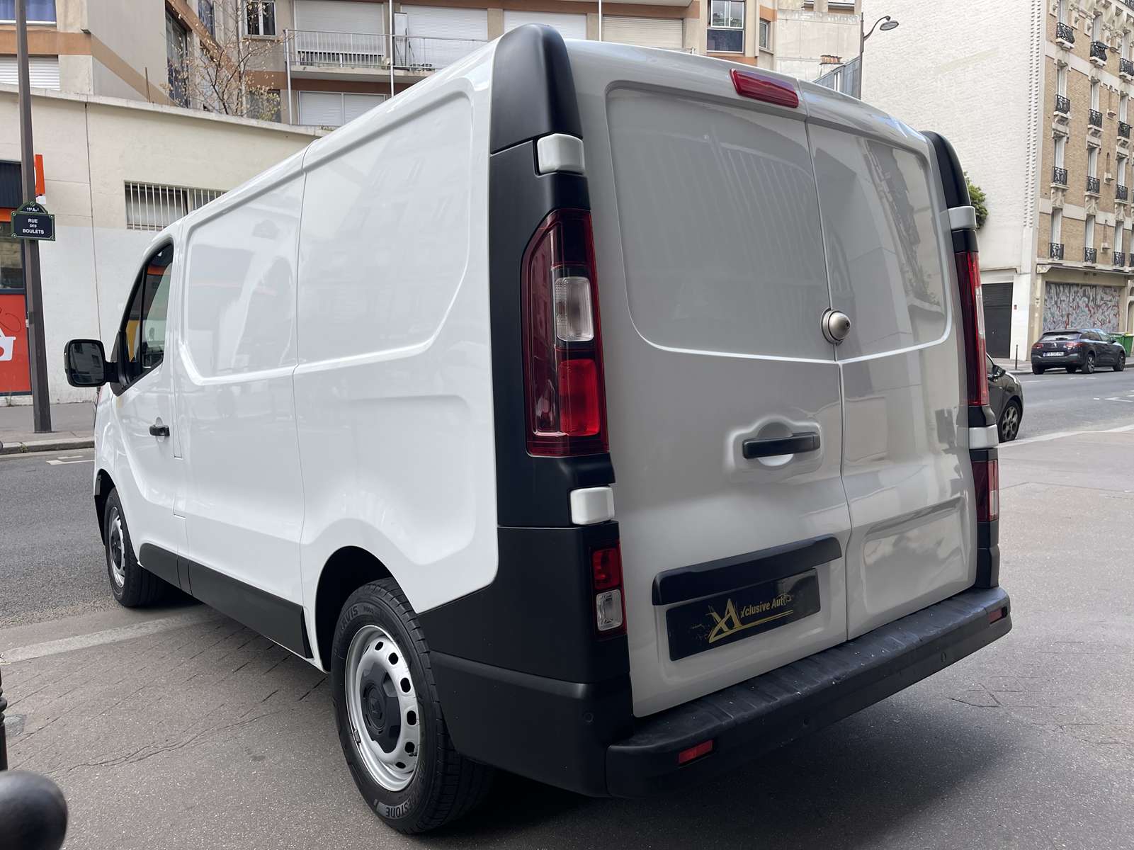 Renault TRAFIC III (2) 2.0 FOURGON L1H1 2800 KG BLUE DCI 130 GRAND CONFORT 1ère main 4
