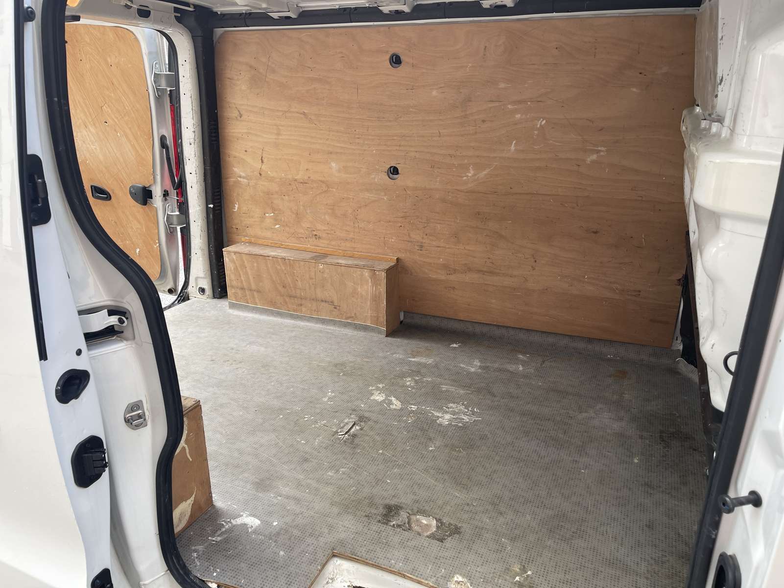 Renault TRAFIC III (2) 2.0 FOURGON L1H1 2800 KG BLUE DCI 130 GRAND CONFORT 1ère main 16