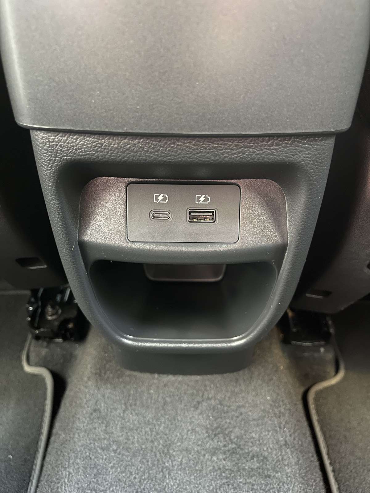Nissan JUKE II 1.6 Hybrid 143ch Acenta 16