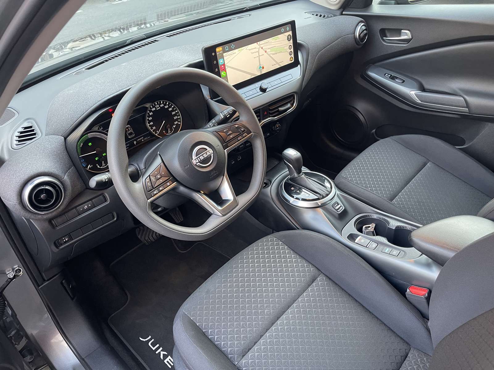 Nissan JUKE II 1.6 Hybrid 143ch Acenta 15