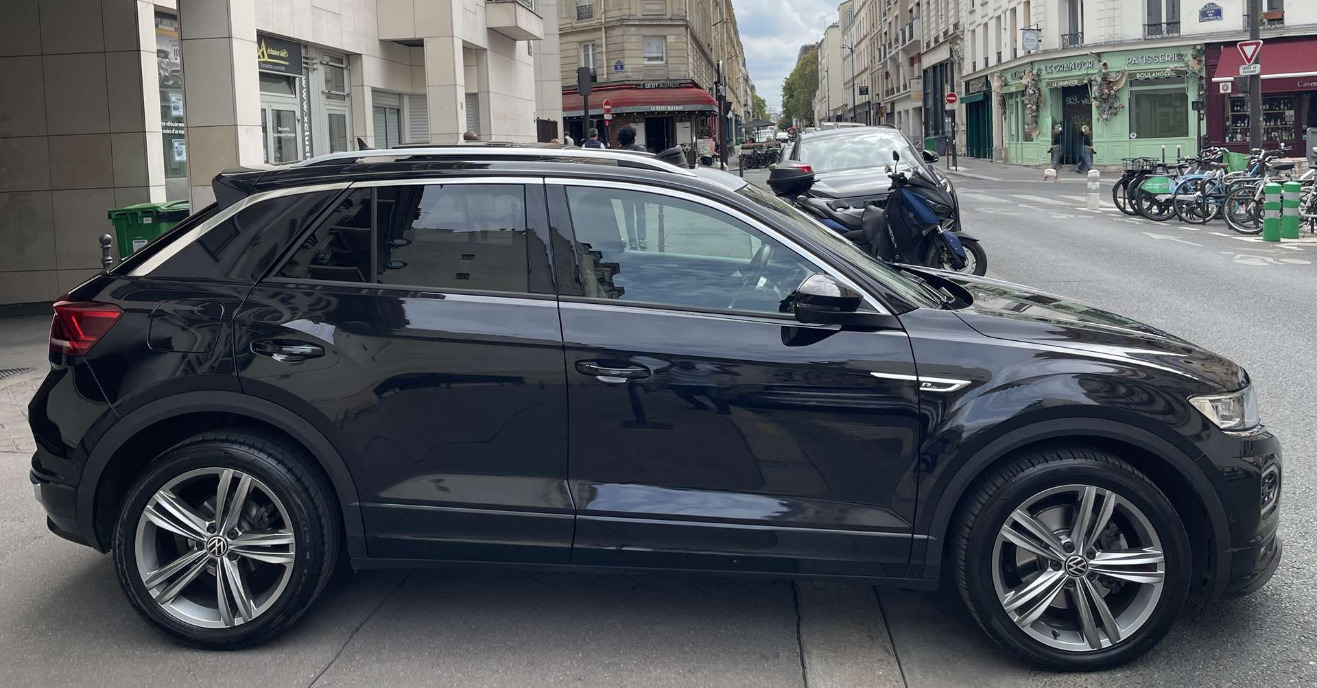 VOLKSWAGEN T-ROC 2.0 TDI 150 R-LINE DSG7 1