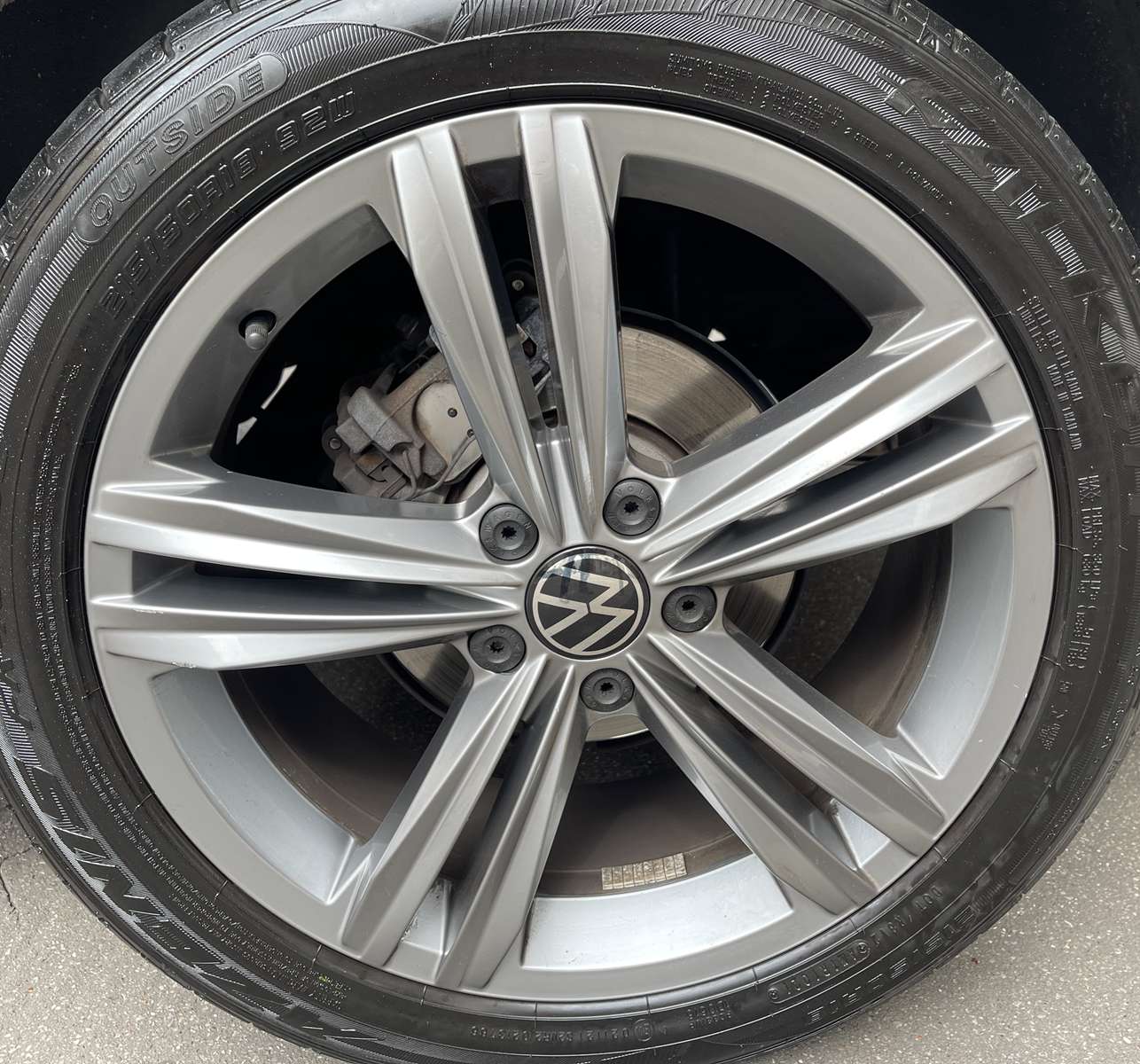 VOLKSWAGEN T-ROC 2.0 TDI 150 R-LINE DSG7 27