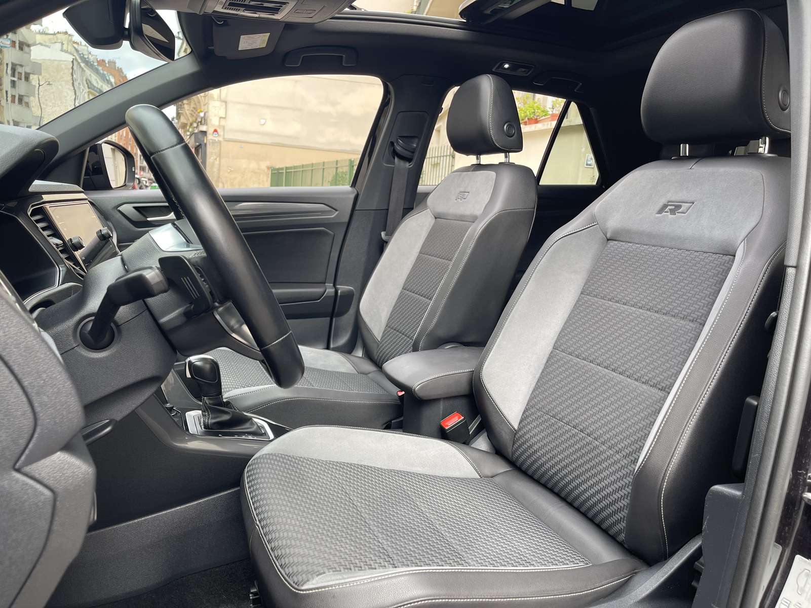VOLKSWAGEN T-ROC 2.0 TDI 150 R-LINE DSG7 8
