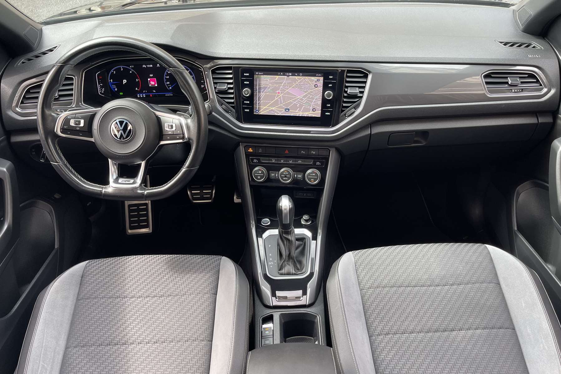 VOLKSWAGEN T-ROC 2.0 TDI 150 R-LINE DSG7 12