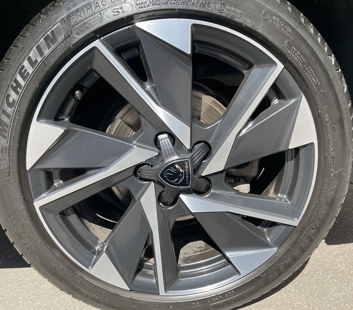Peugeot 308 1.2 PURETECH 130 S&S ALLURE PACK EAT8 1ère main 24
