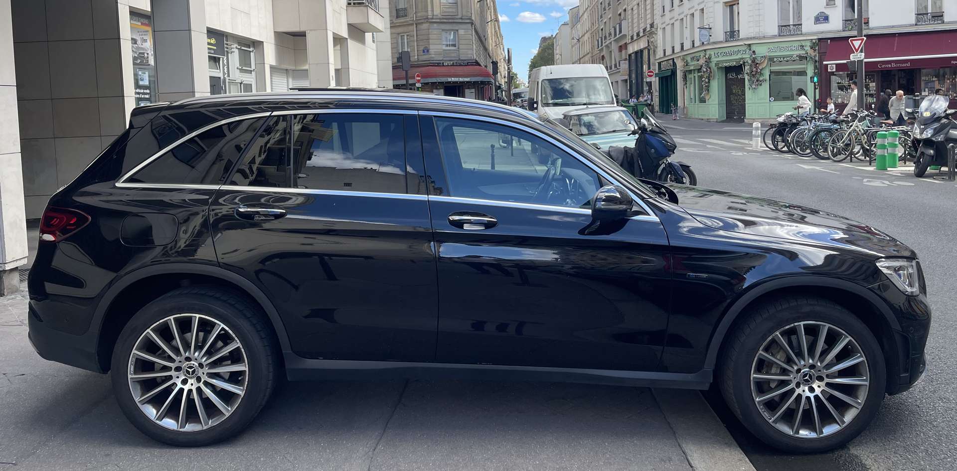 MERCEDES GLC (2) 300 E AMG LINE 4MATIC 9G-TRONIC 1