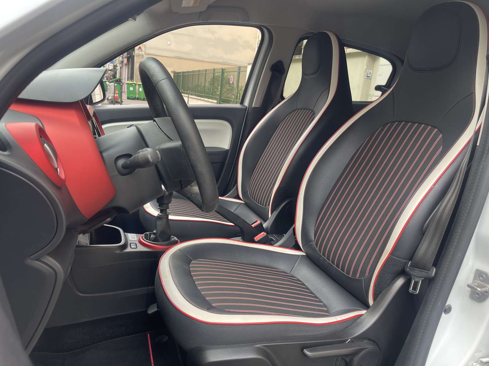 RENAULT TWINGO III (2) 0.9 TCE 95 LE COQ SPORTIF 8