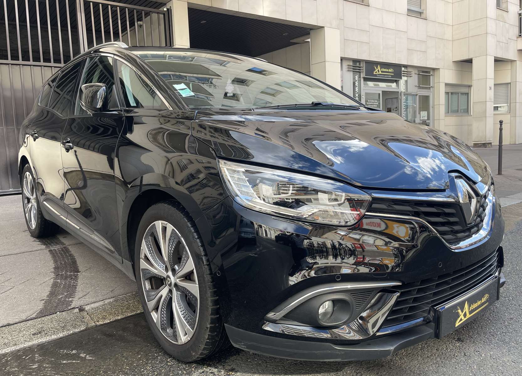 RENAULT GRAND SCENIC IV 1.6 DCI 160 ENERGY BUSINESS INTENS EDC