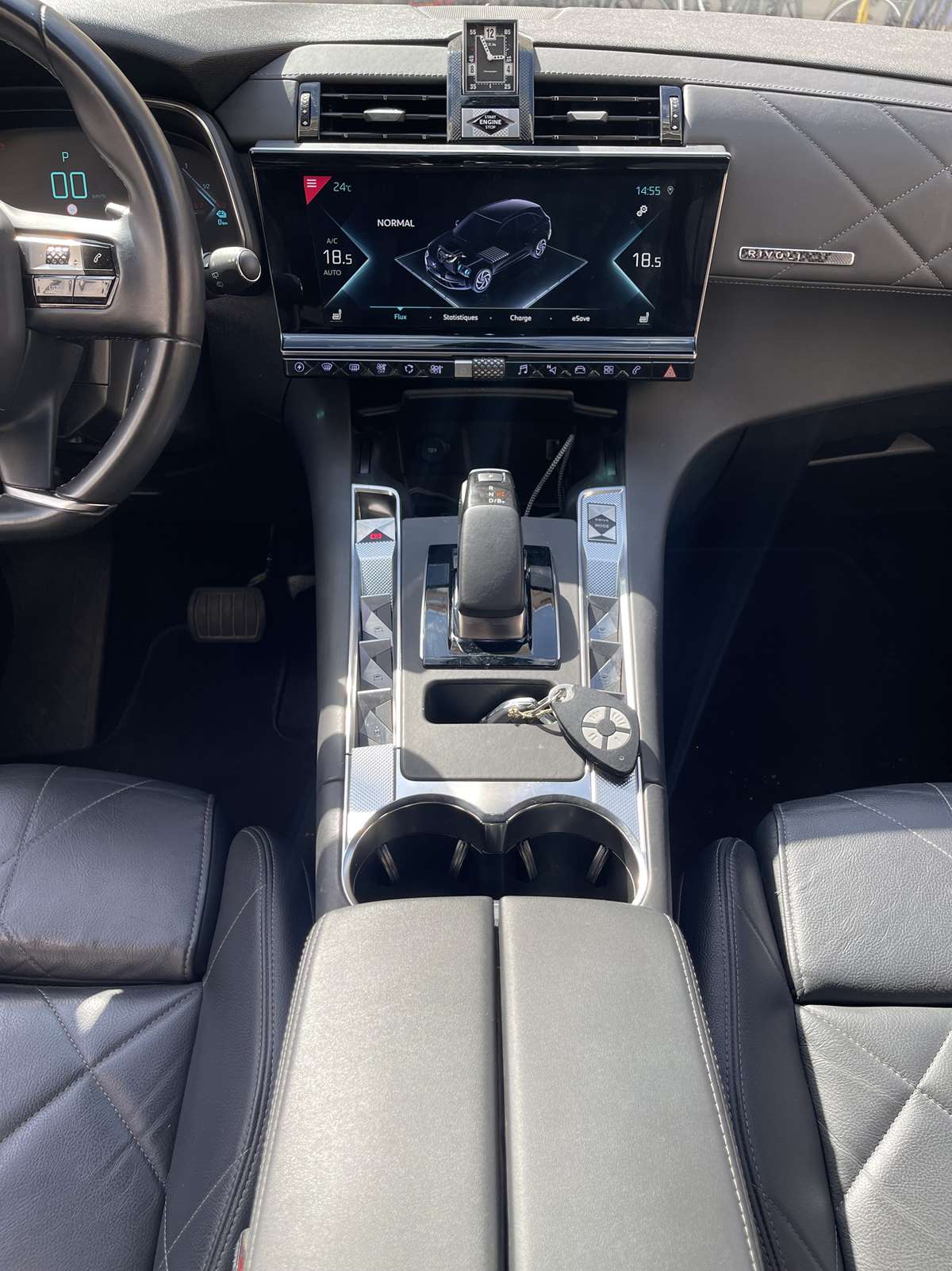 DS DS 7 CROSSBACK 1.6 E-TENSE 225 RIVOLI 14