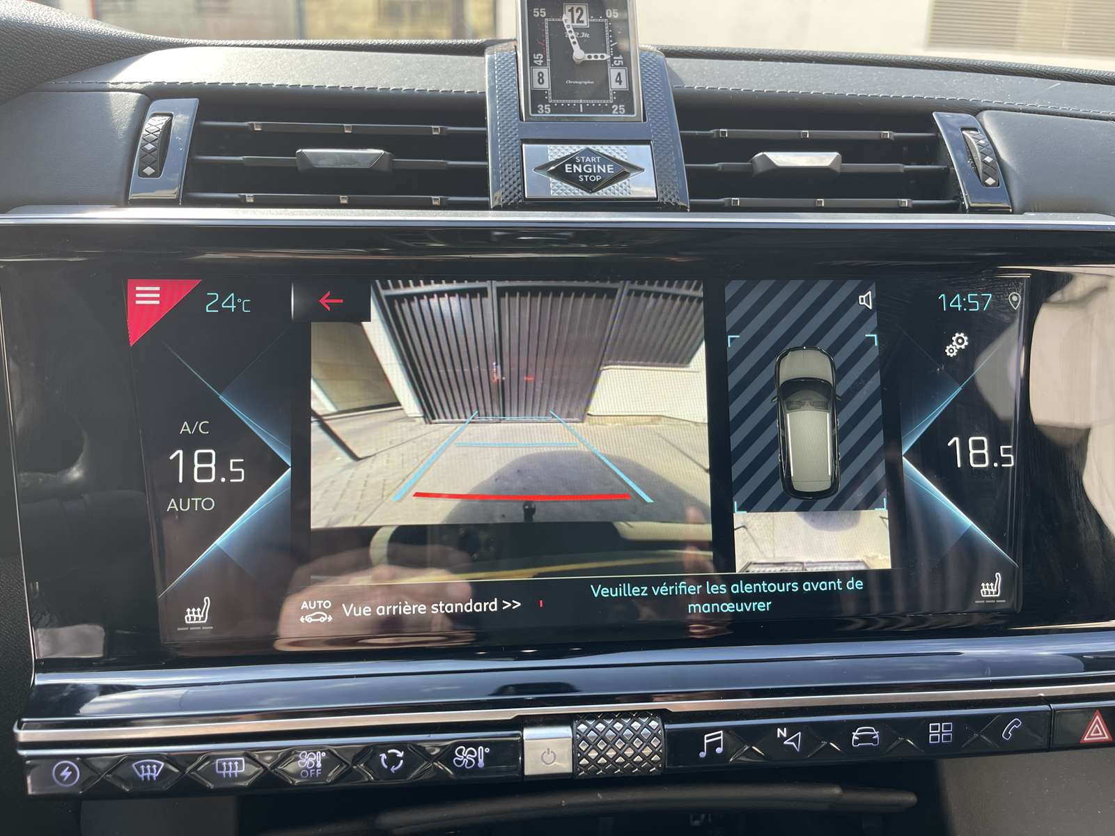 DS DS 7 CROSSBACK 1.6 E-TENSE 225 RIVOLI 16
