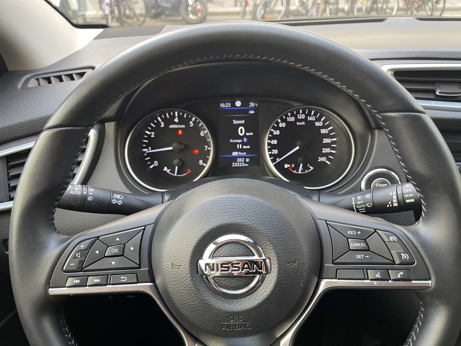 NISSAN QASHQAI II (2) 1.3 DIG-T 140 N-CONNECTA 1ère main 15