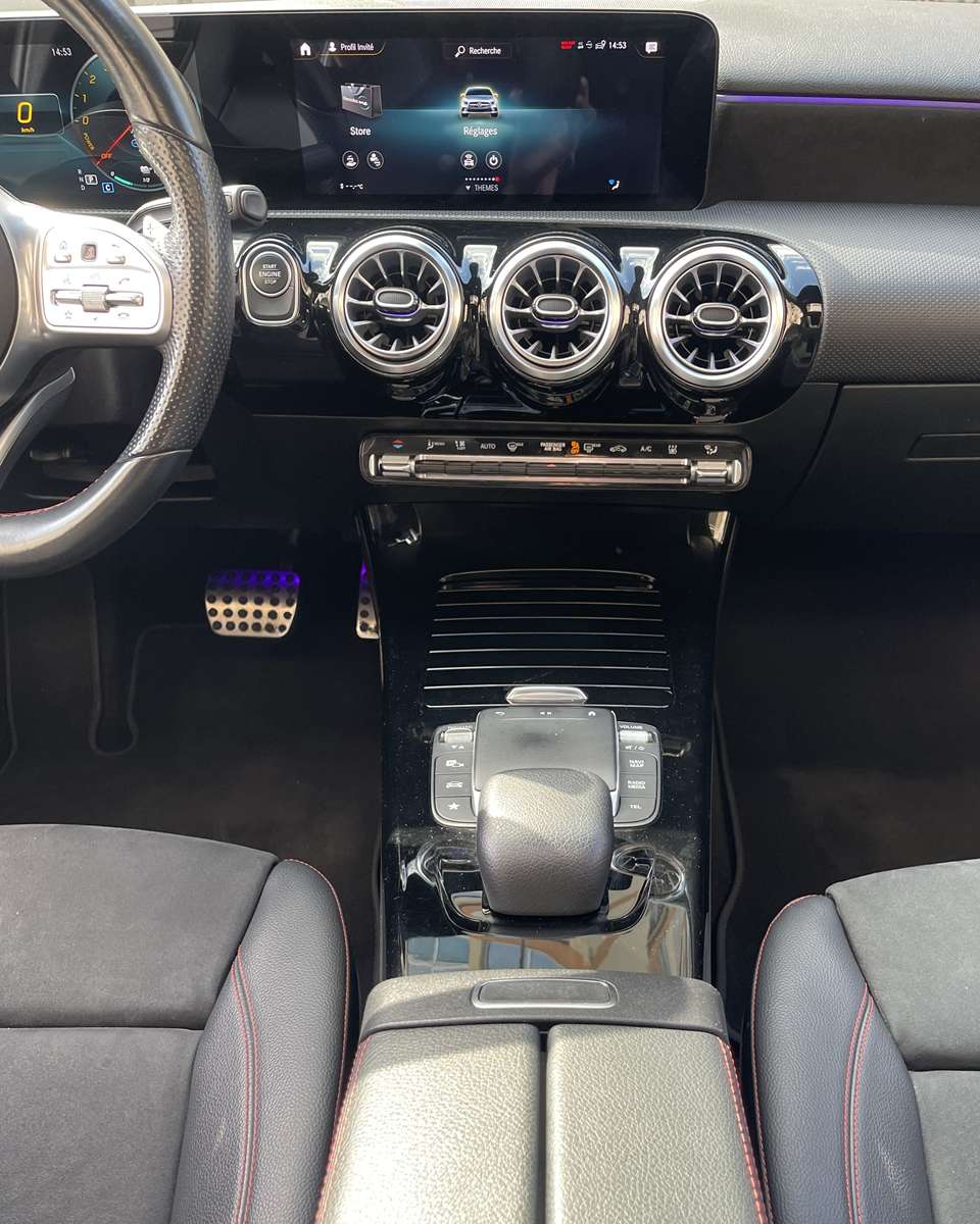 MERCEDES CLASSE A IV (2) 250 AMG LINE 8G-DCT 14