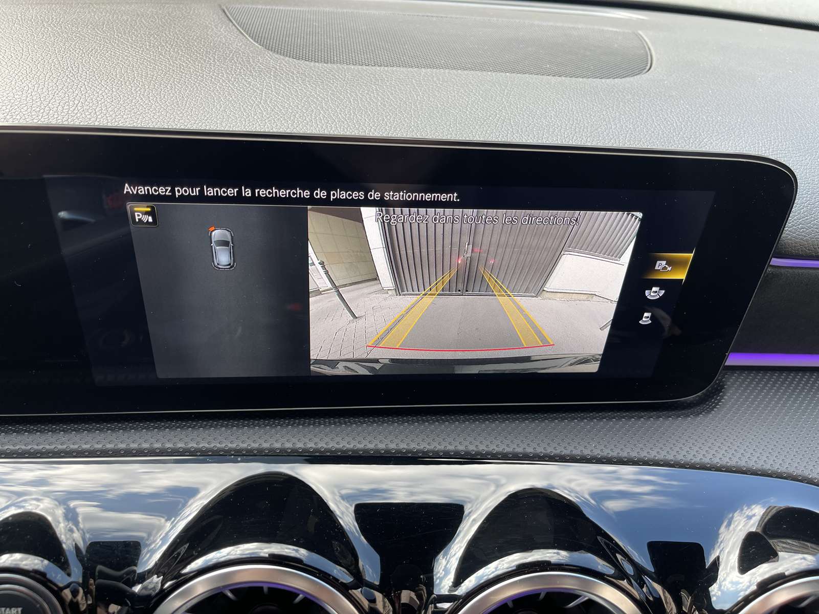 MERCEDES CLASSE A IV (2) 250 AMG LINE 8G-DCT 16
