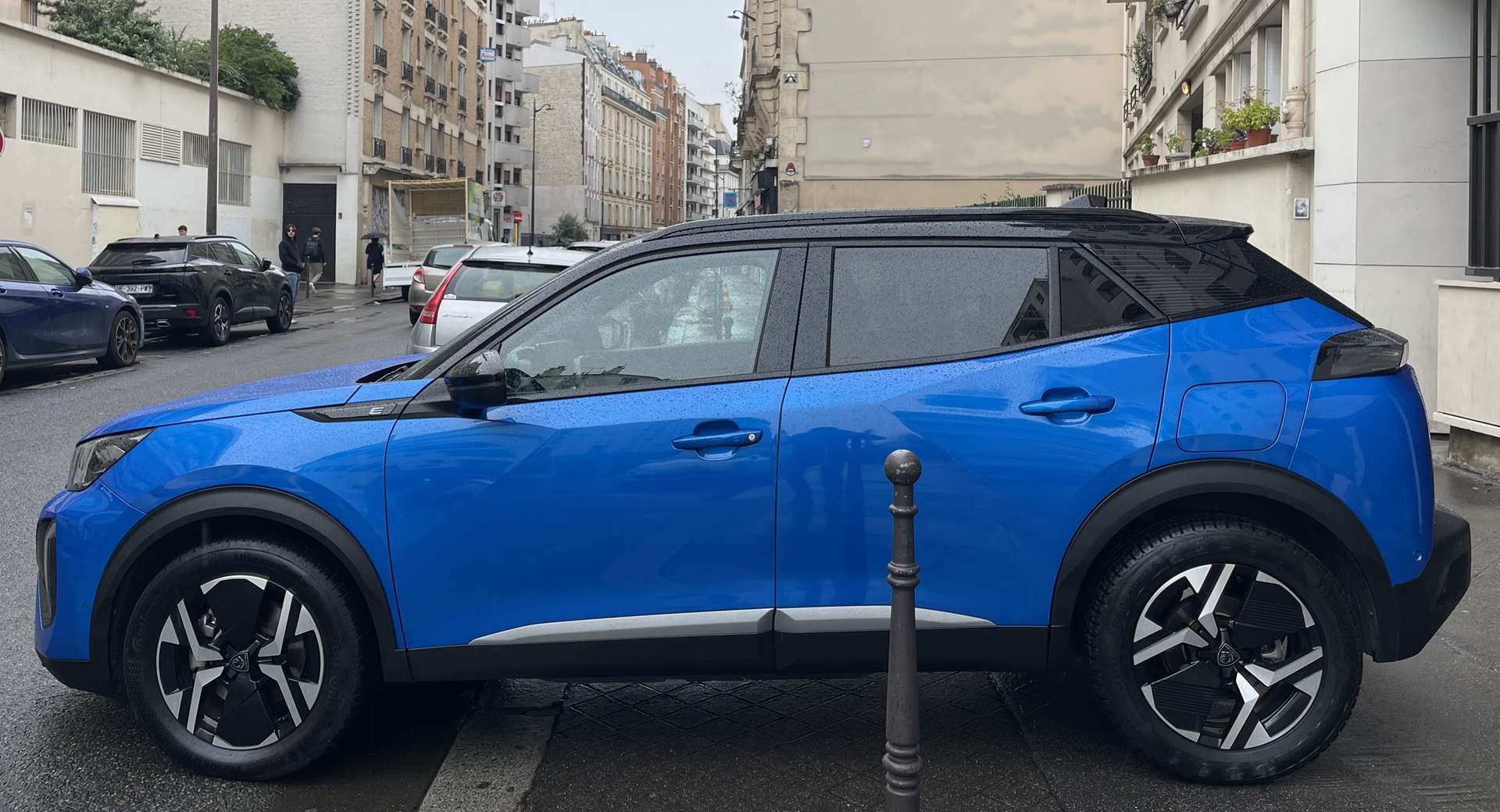 PEUGEOT 2008 II (2) ELECTRIQUE 54 KWH 156 GT 5